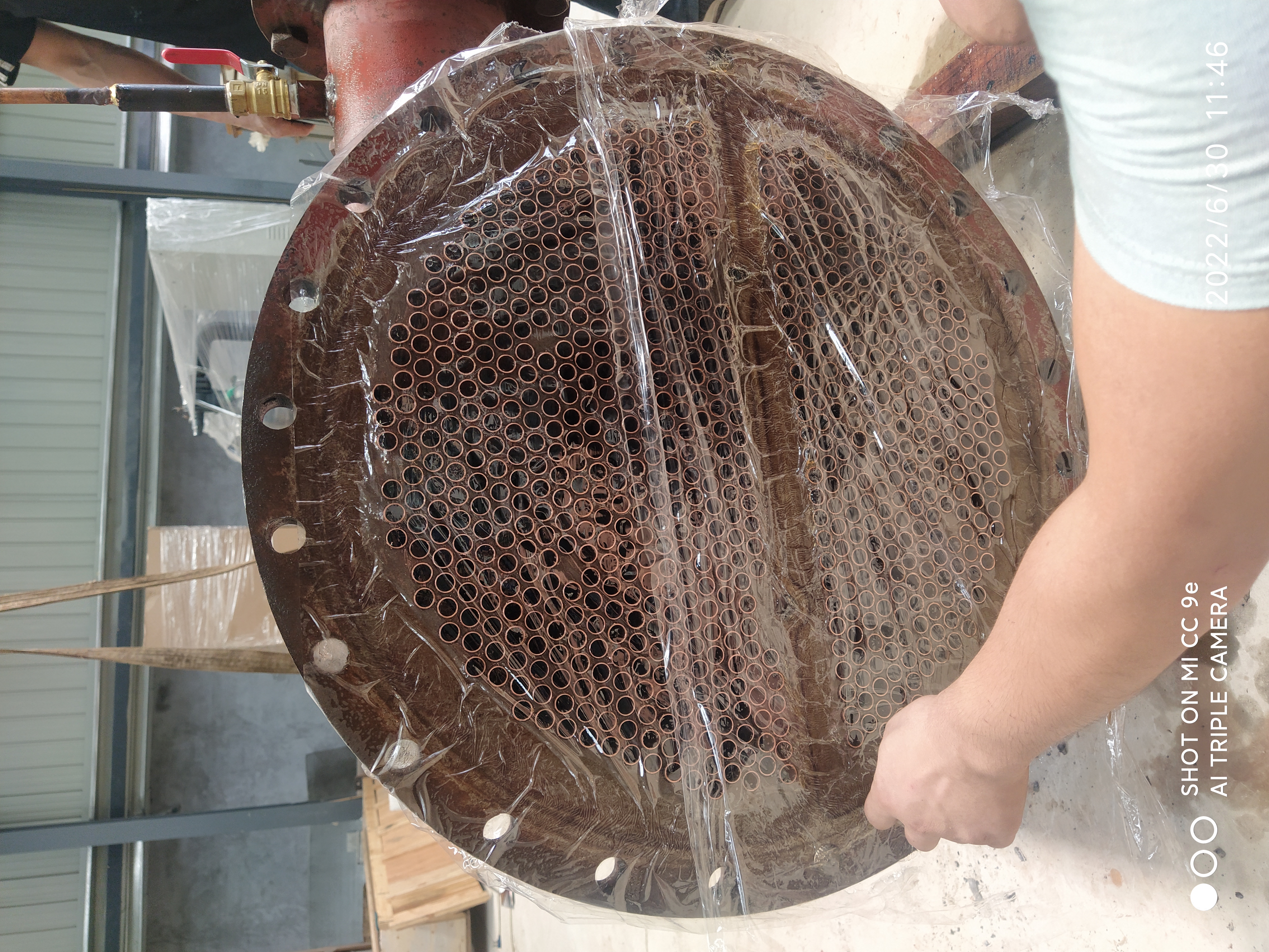 冷水机组蒸发器维修换铜管